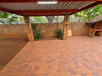 of property in Magalieskruin