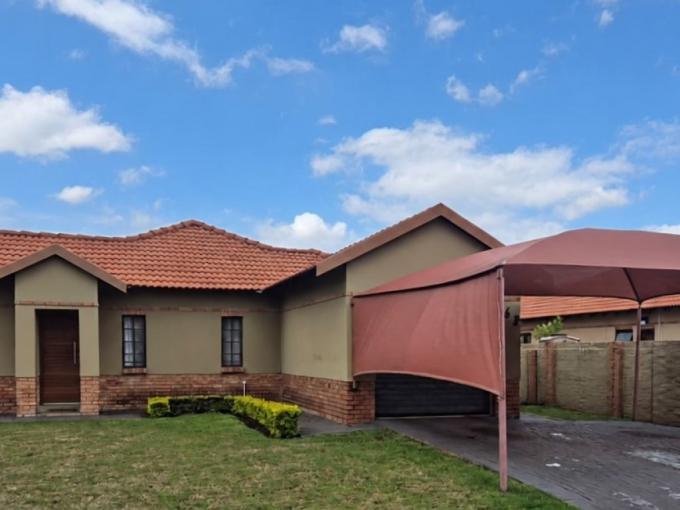 3 Bedroom House for Sale For Sale in Waterval East - MR725172