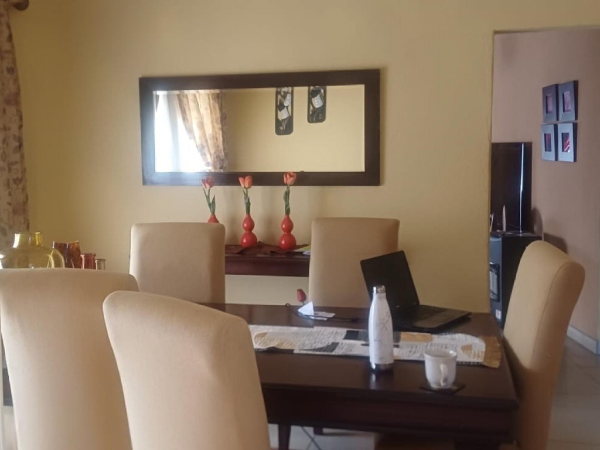  of property in Klippoortjie AH