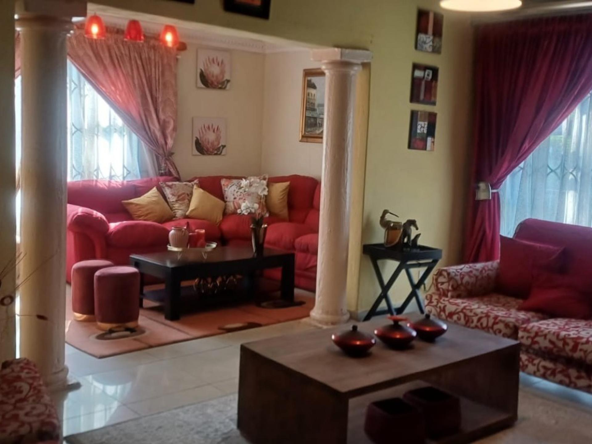  of property in Klippoortjie AH