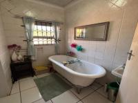  of property in Klippoortjie AH