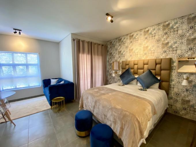 Apartment for Sale For Sale in Menlo Park - MR725214