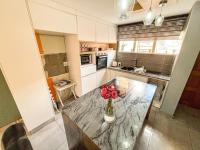  of property in Mondeor