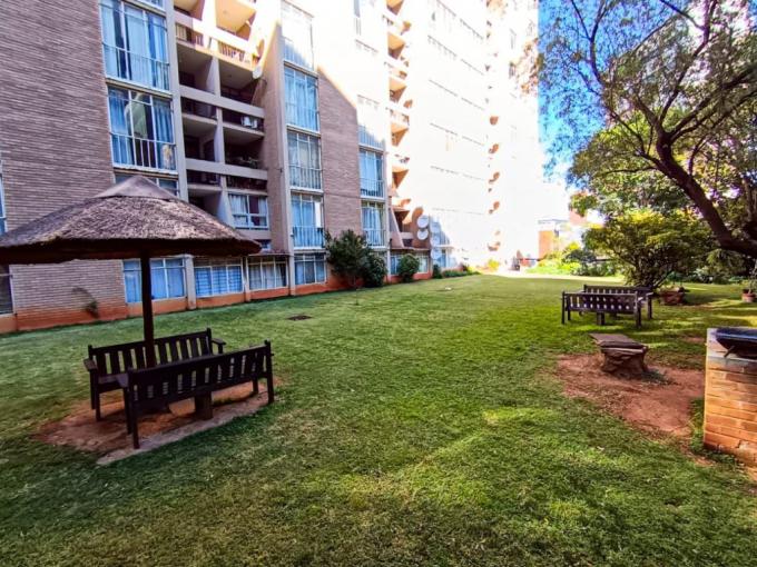 1 Bedroom Apartment for Sale For Sale in Braamfontein - MR725217
