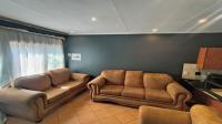 Lounges of property in The Orchards