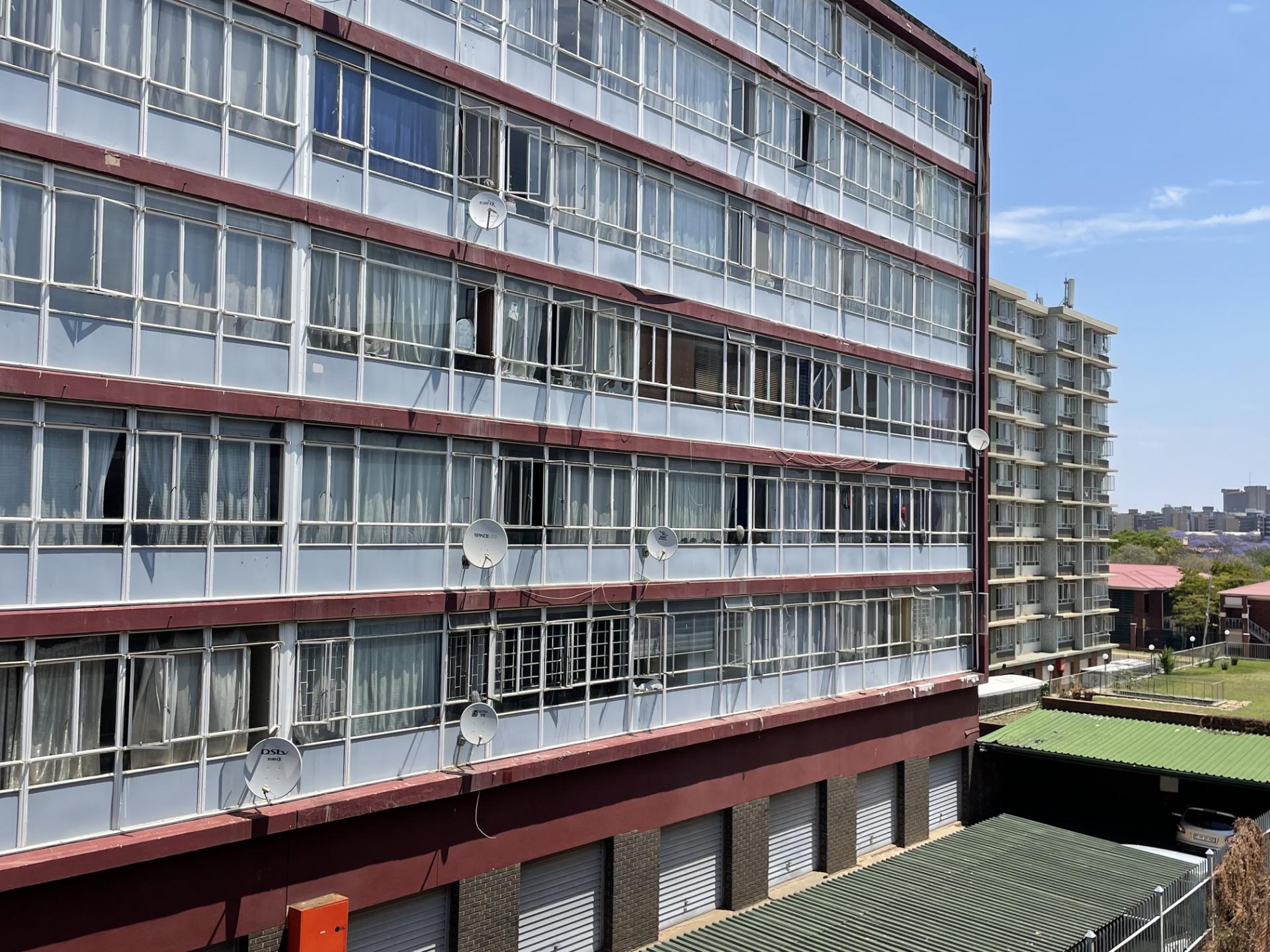  of property in Sunnyside