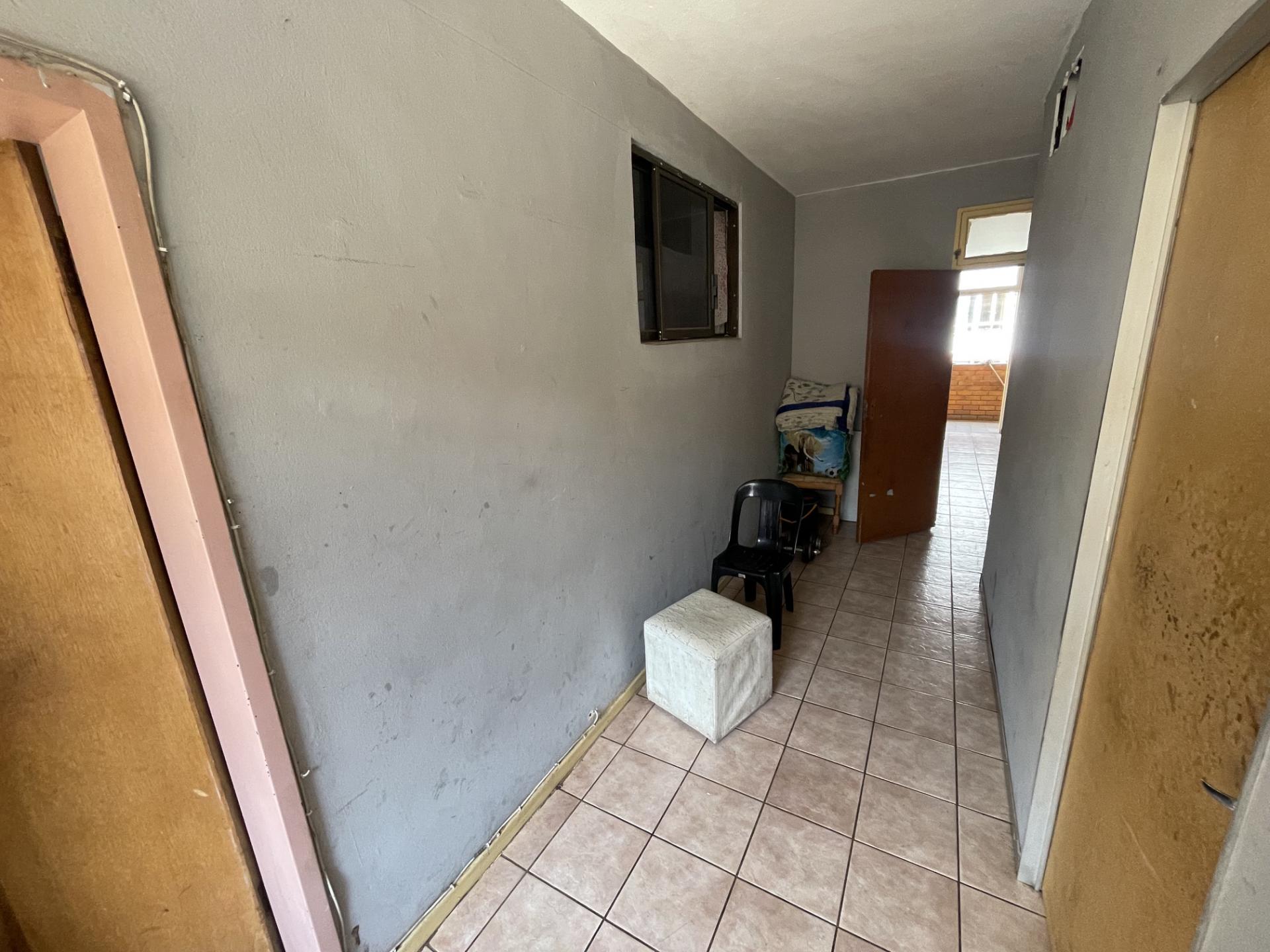  of property in Sunnyside