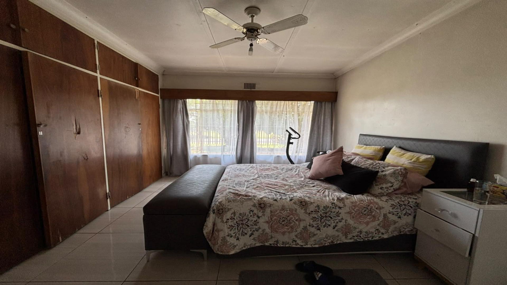 Bed Room 2 of property in Robertsham
