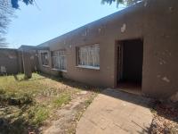  of property in Robertsham