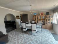  of property in Robertsham