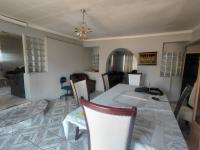  of property in Robertsham