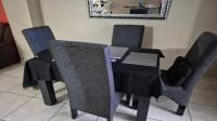 Dining Room of property in Queensburgh