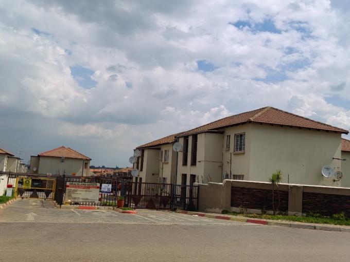 2 Bedroom Apartment for Sale For Sale in Elspark - MR725429