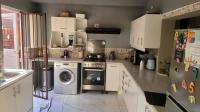 Kitchen of property in Corlett Gardens