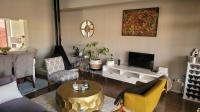 Lounges of property in Corlett Gardens