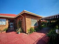  of property in Florauna
