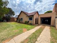  of property in Moffat View