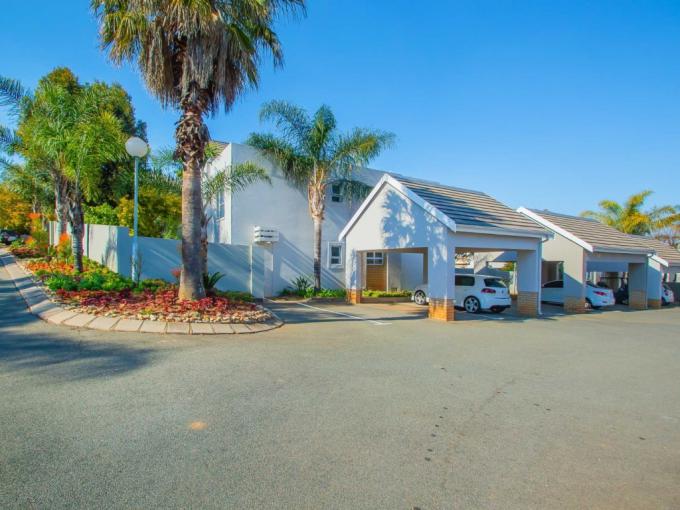 2 Bedroom Apartment for Sale For Sale in Eagle Canyon Golf Estate - MR725545
