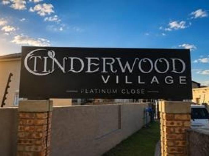 2 Bedroom Simplex for Sale For Sale in Albertsdal - MR725556