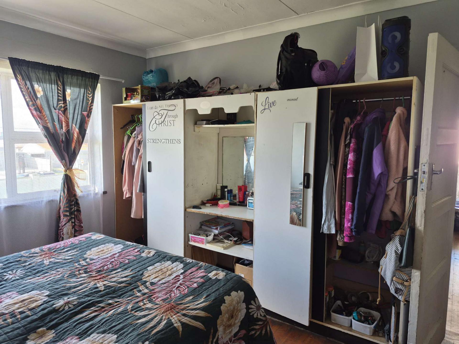  of property in Algoa Park