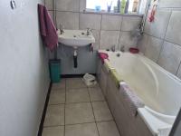  of property in Algoa Park