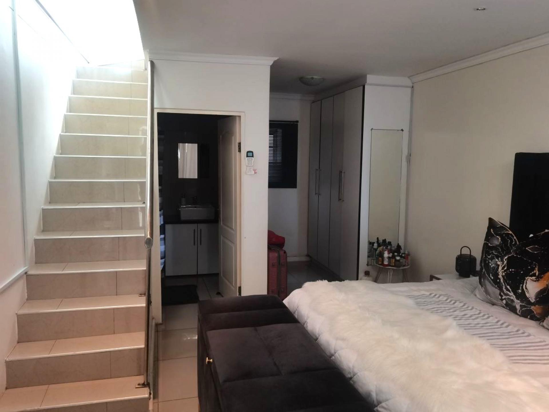  of property in Port Elizabeth Central