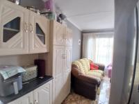  of property in Dawn Park