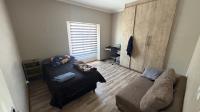 Bed Room 2 of property in Tierpoort
