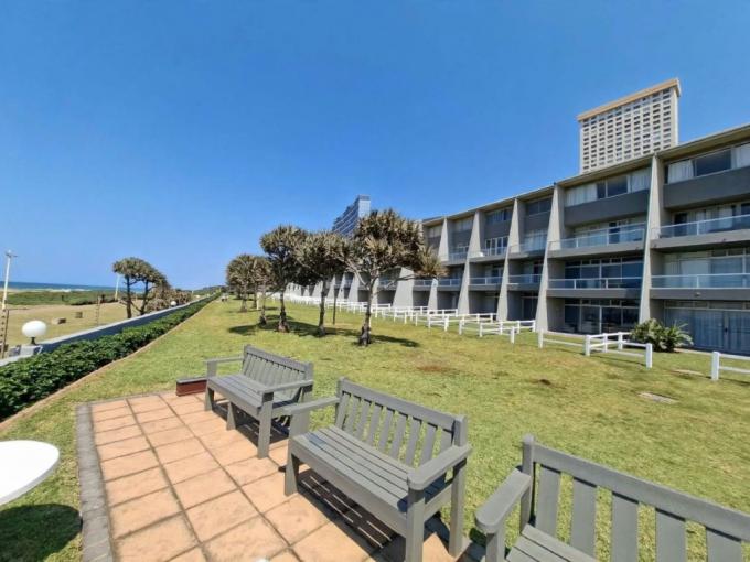 Apartment for Sale For Sale in Amanzimtoti  - MR725777