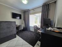  of property in Brackenhurst