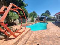  of property in Brackendowns