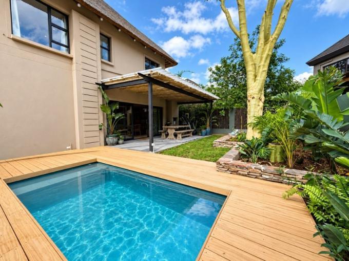 3 Bedroom Simplex for Sale For Sale in Hoedspruit - MR725814