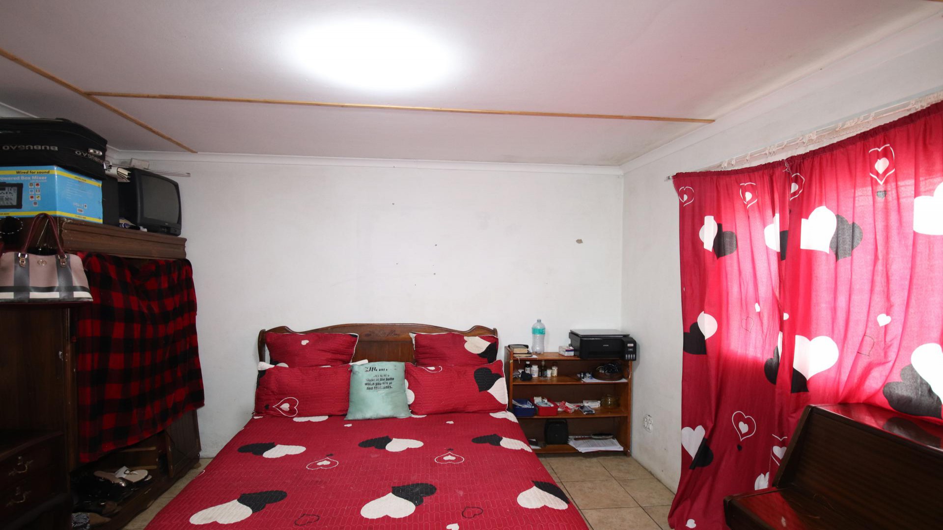 Bed Room 3 of property in Thembalethu