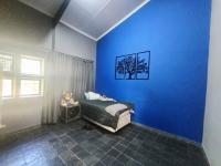  of property in Bendor