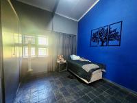  of property in Bendor