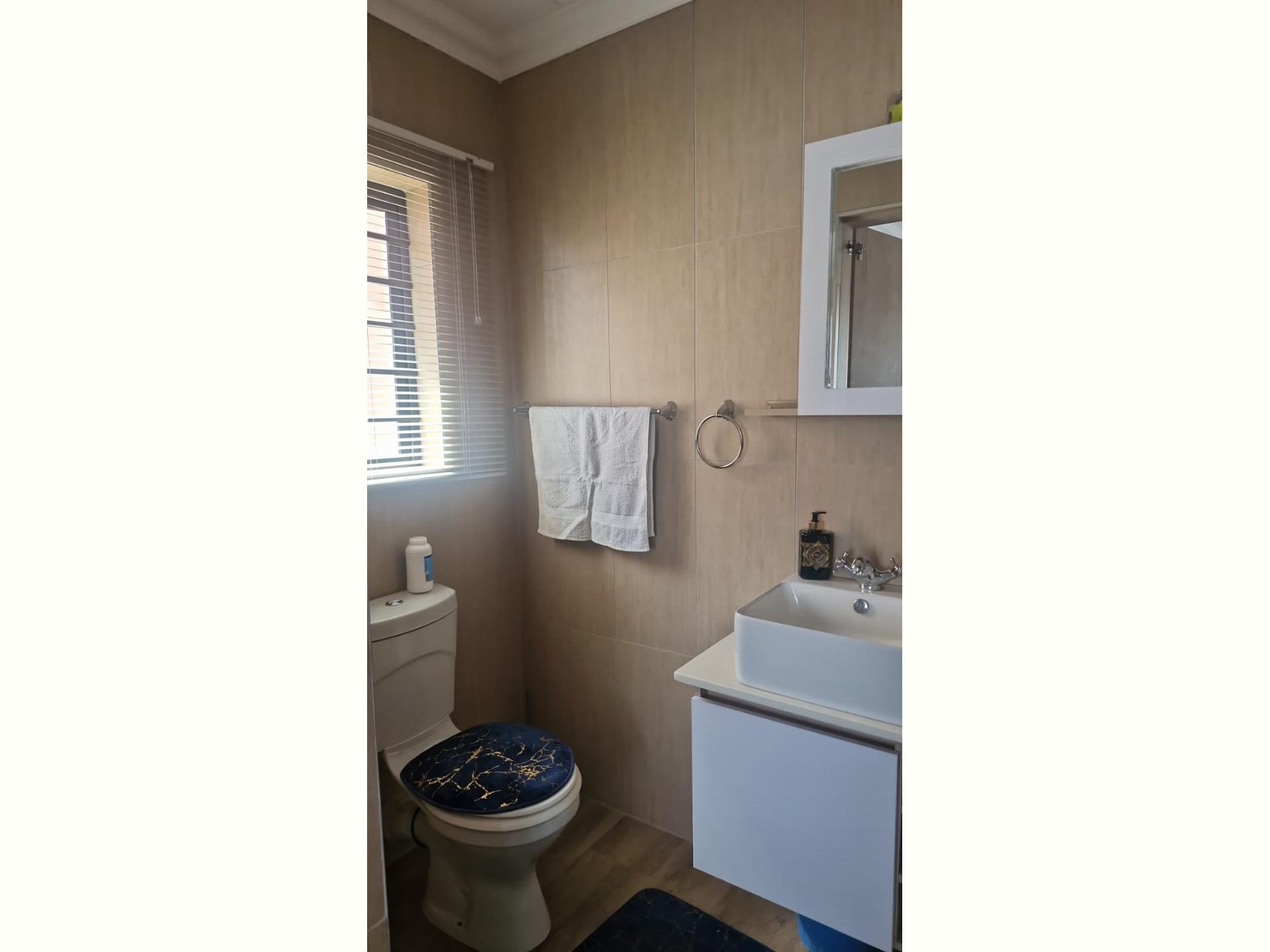  of property in Kameeldrift
