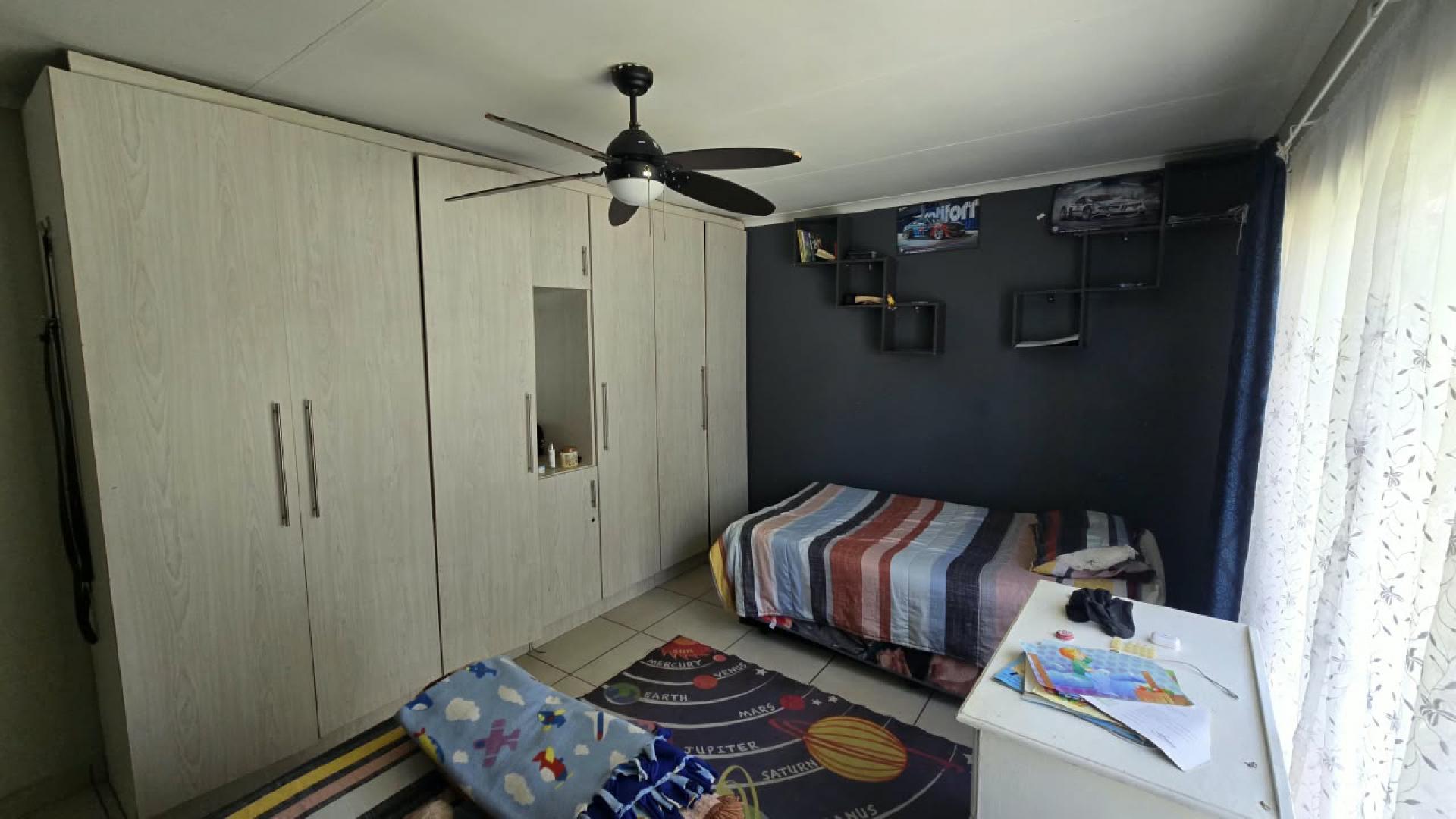  of property in Estera