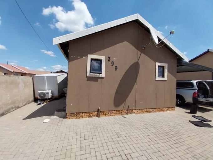 2 Bedroom House for Sale For Sale in Savanna City - MR725901