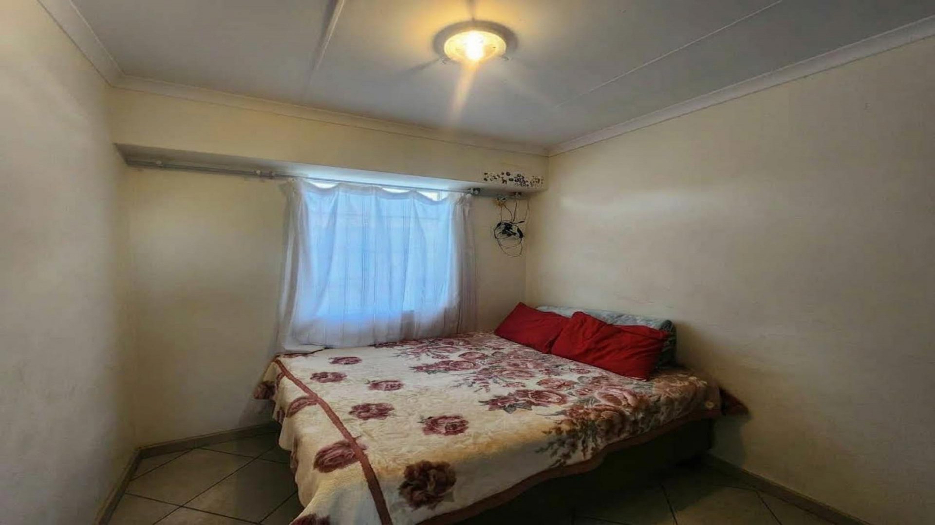 Bed Room 1 of property in The Reeds