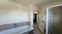 Bathroom 1 of property in The Reeds