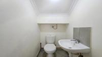 Bathroom 1 of property in The Reeds