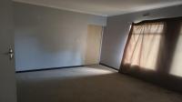 Bed Room 1 of property in Bethal