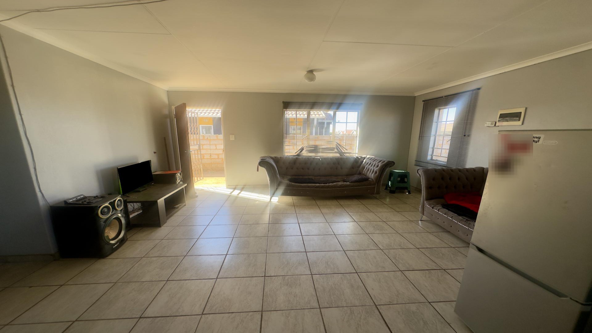 Lounges of property in Windmill Park