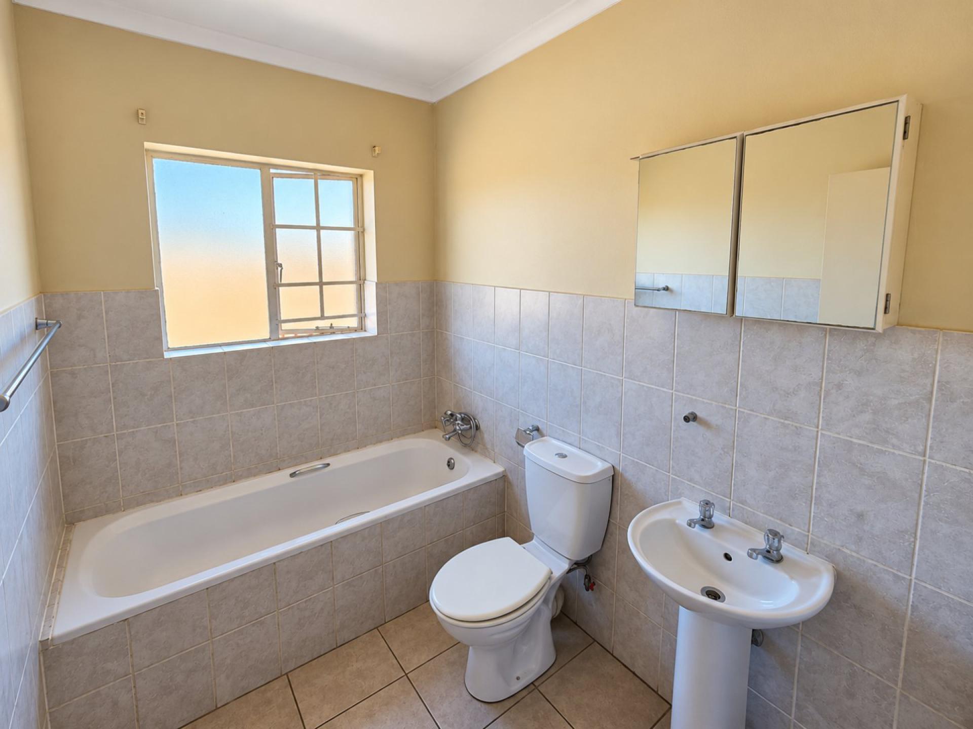  of property in Annlin
