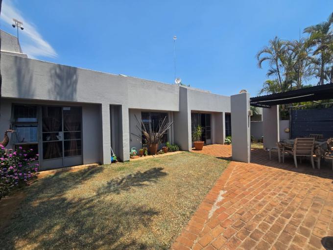 3 Bedroom Sectional Title for Sale For Sale in Bendor - MR726055