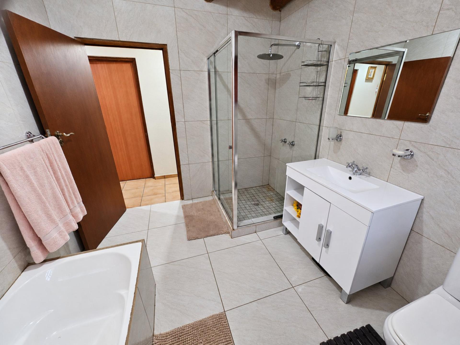  of property in Roodeplaat