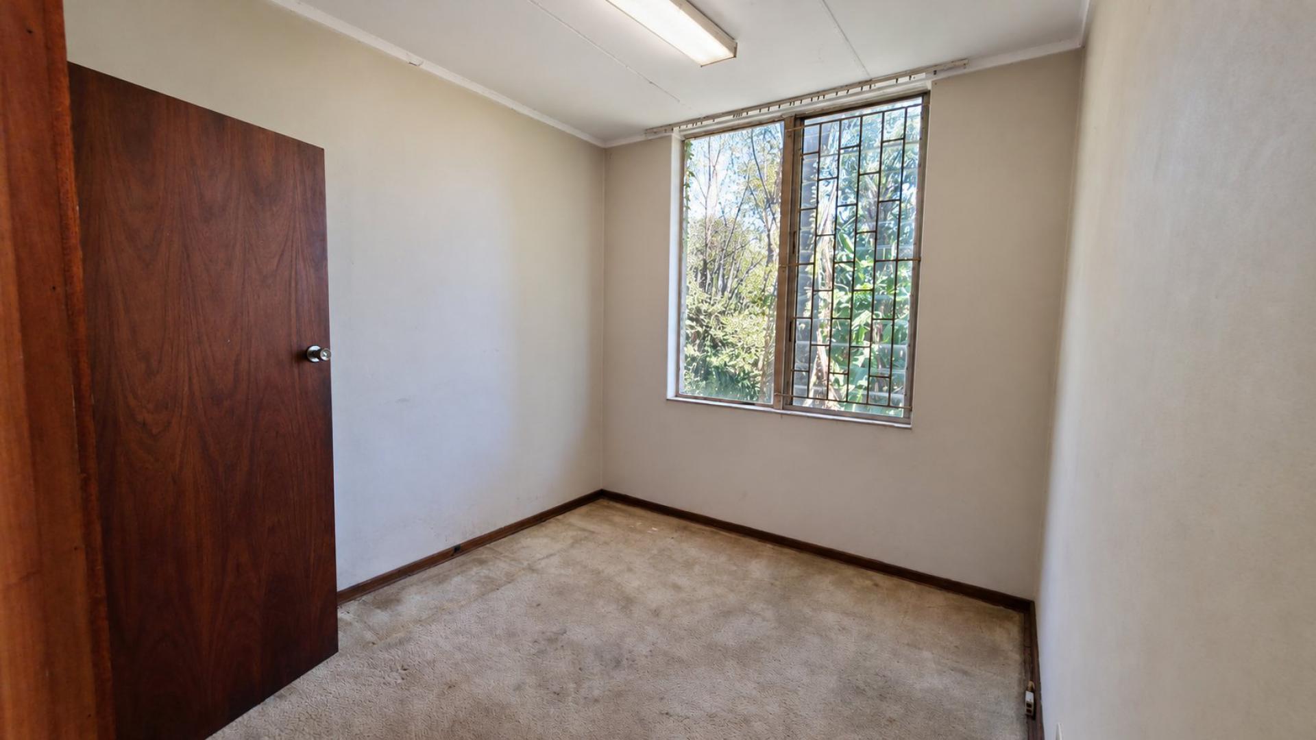  of property in Capital Park