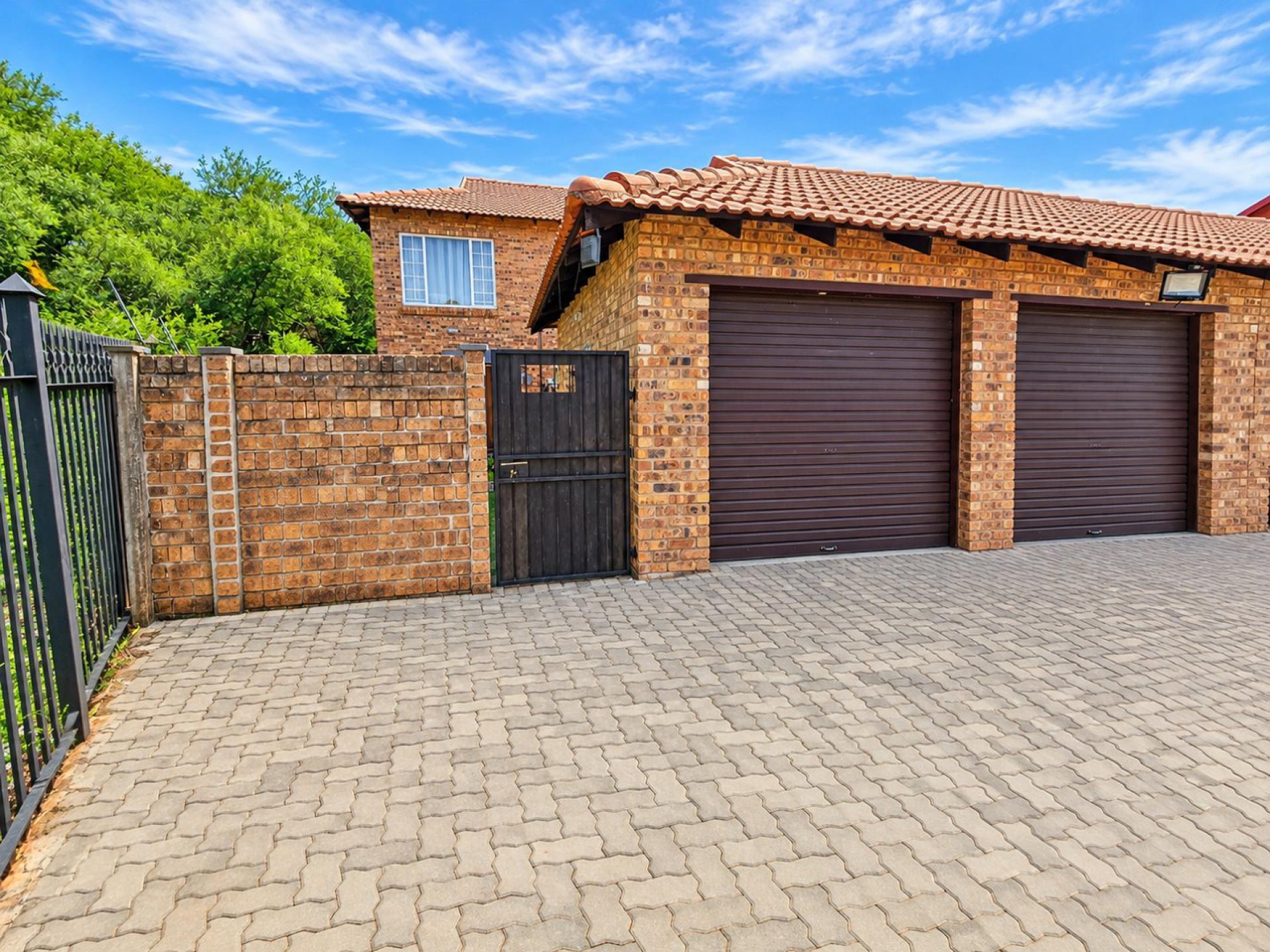  of property in Annlin