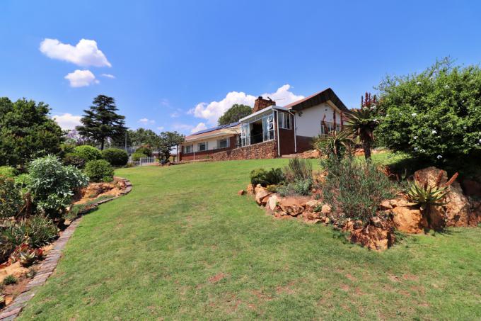 4 Bedroom House for Sale For Sale in Sunnyridge - MR726111