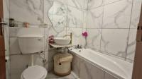 Bathroom 1 of property in Kirstenhof